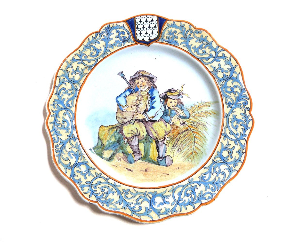 Earthenware Plate From Quimper Porquier Beautiful 19th Century Ménétriers Decor