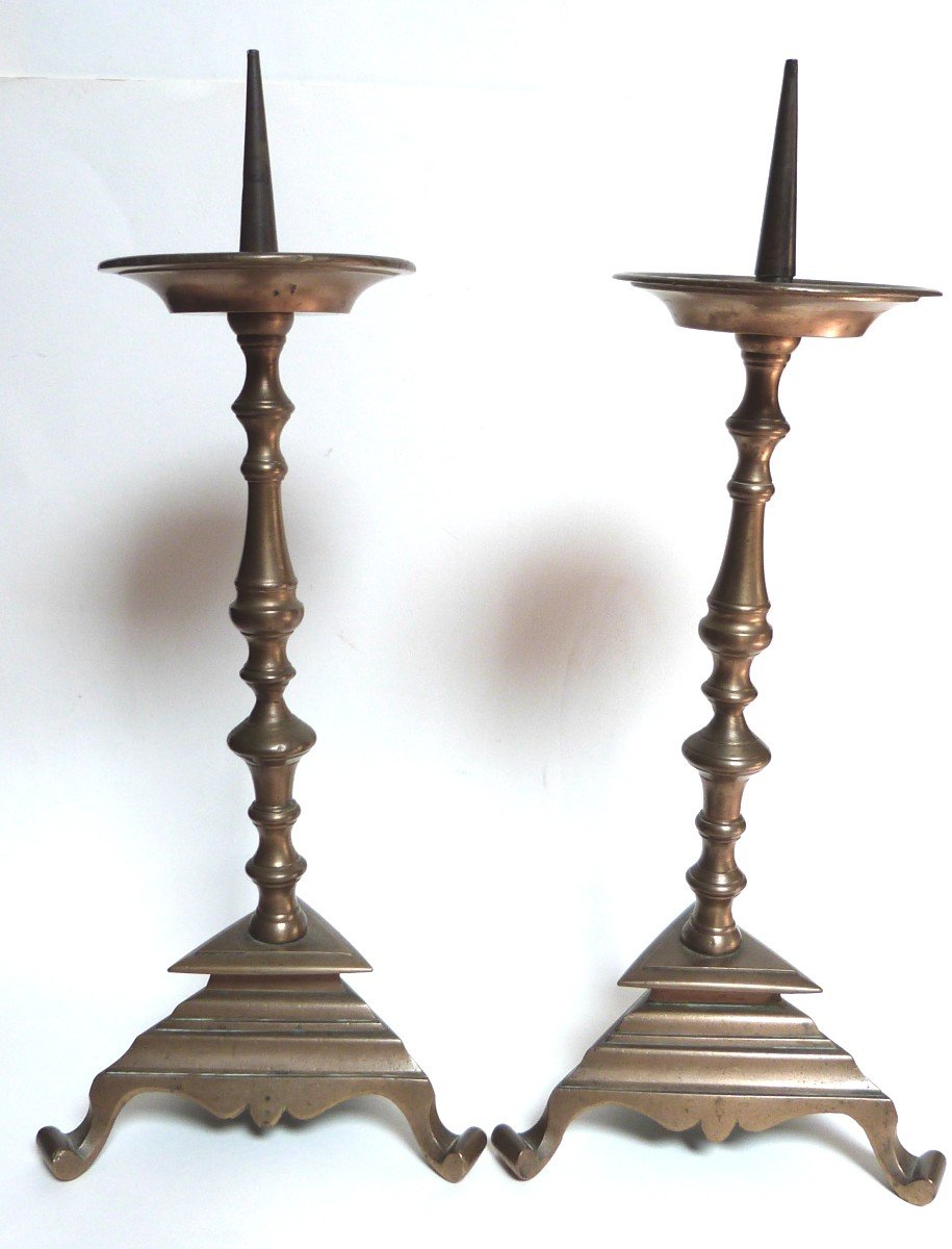 Pair Of Tripod Candlesticks XVIIth Louis XIV Period Beautiful Old Patina-photo-2