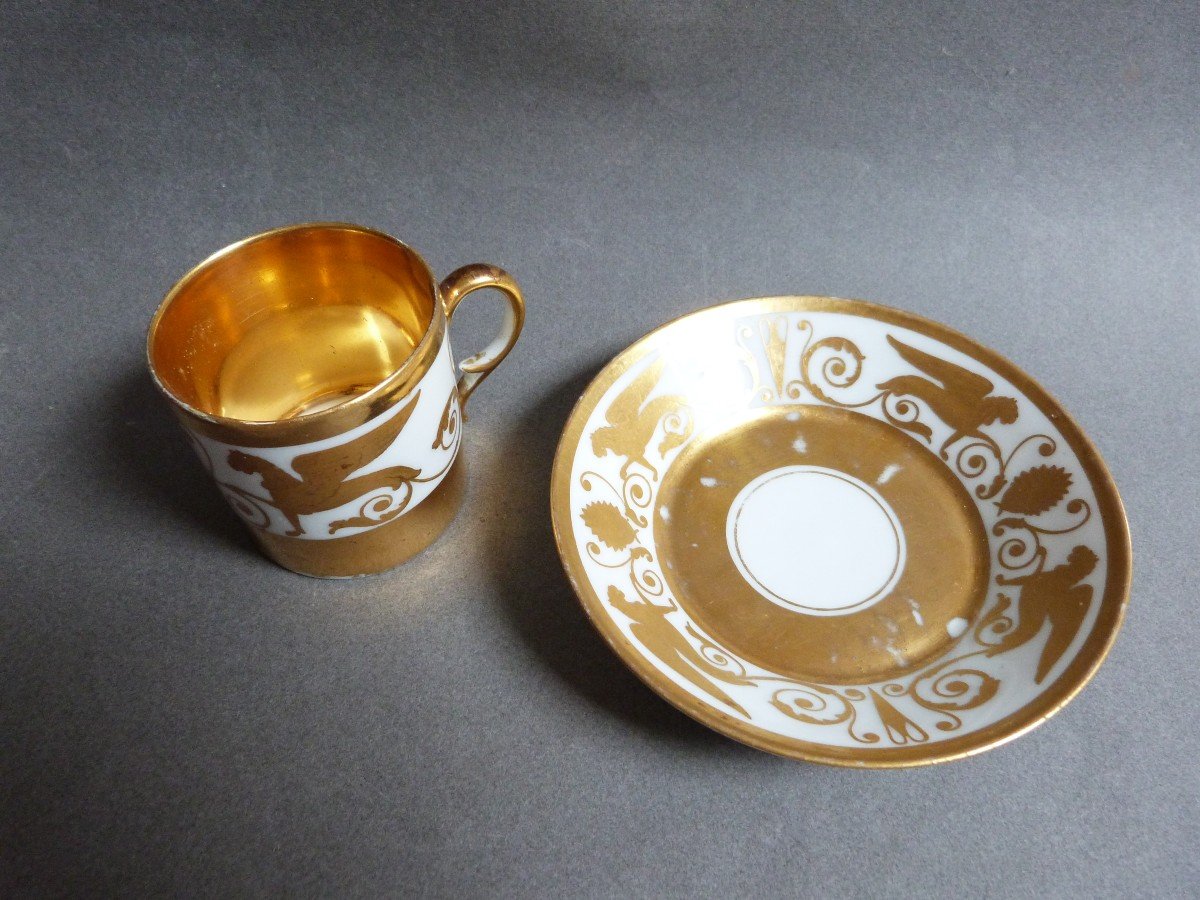 Pierre Louis Dagoty Paris Porcelain Cup Gold Decor 19th Century Empire Period-photo-4
