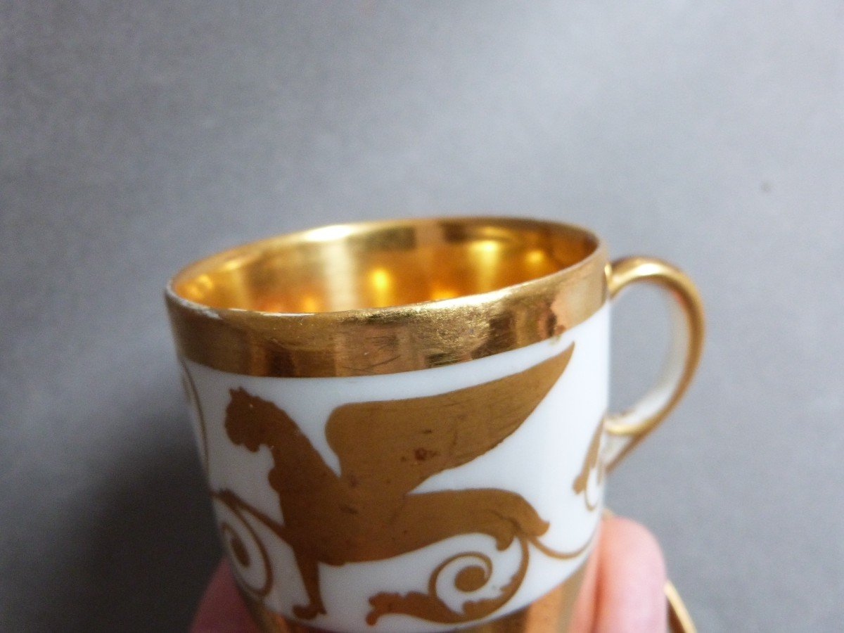 Pierre Louis Dagoty Paris Porcelain Cup Gold Decor 19th Century Empire Period-photo-8