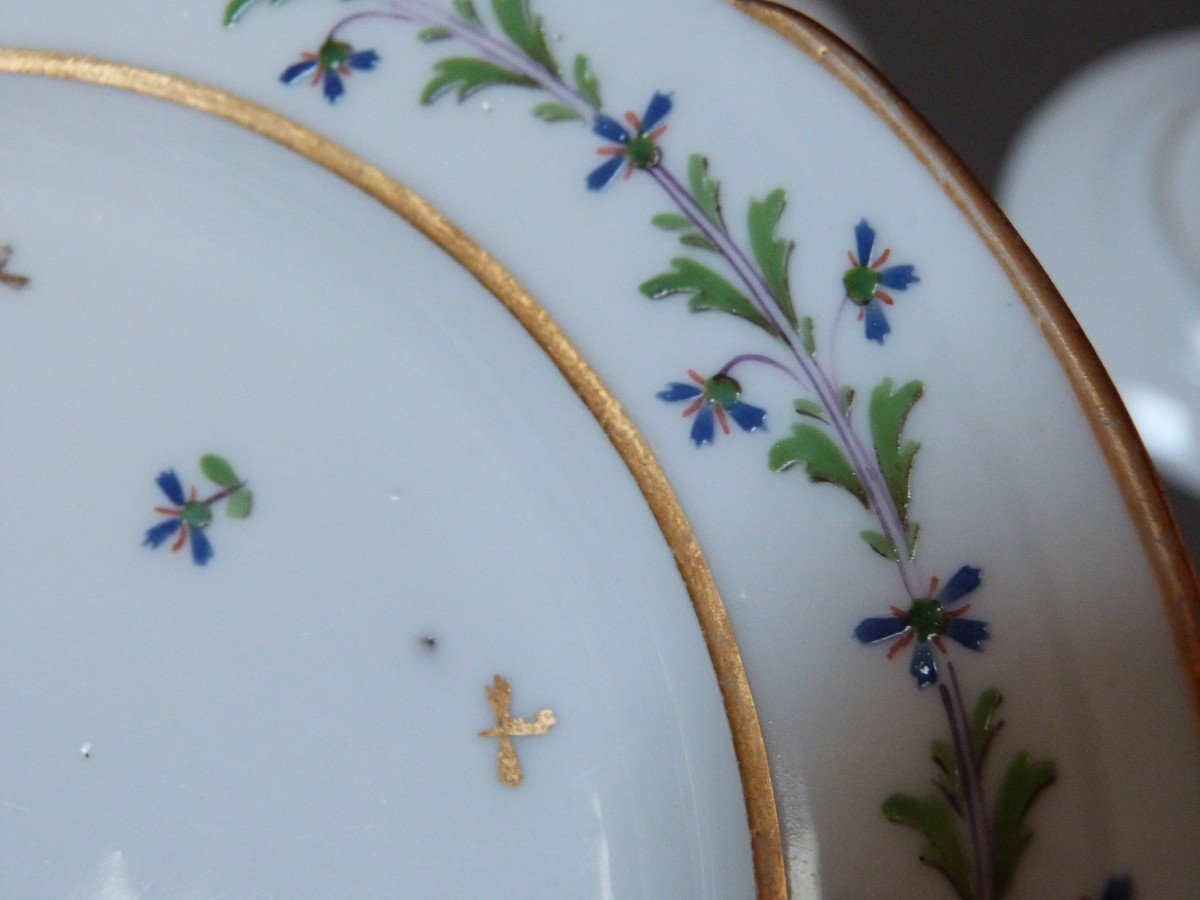 Set Of 18th Century Paris Porcelain Plates With Barbeaux Decor (clignancourt)-photo-4