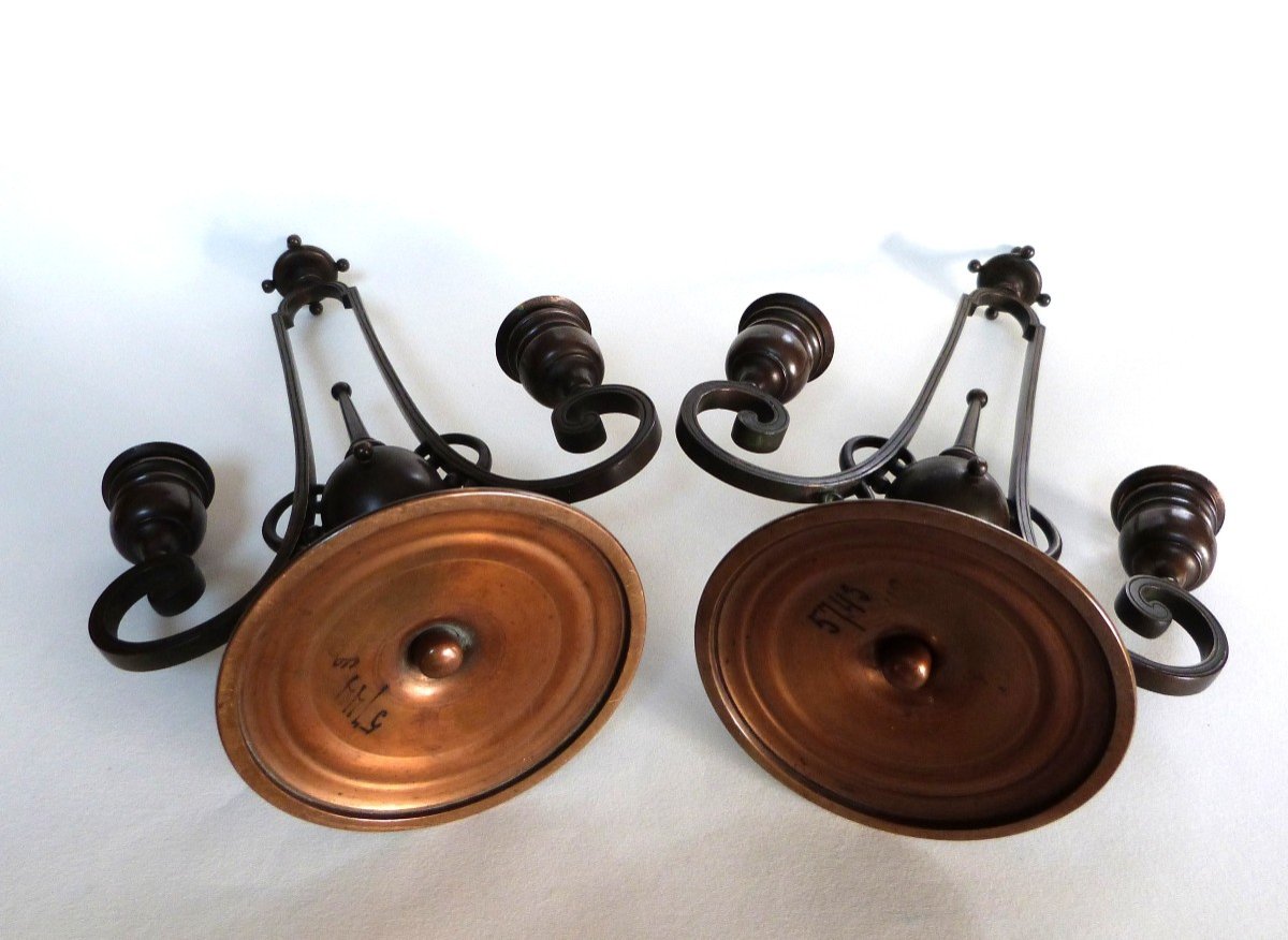 Barbedienne Pair Of Bronze Candlesticks With Medal Patina -photo-3
