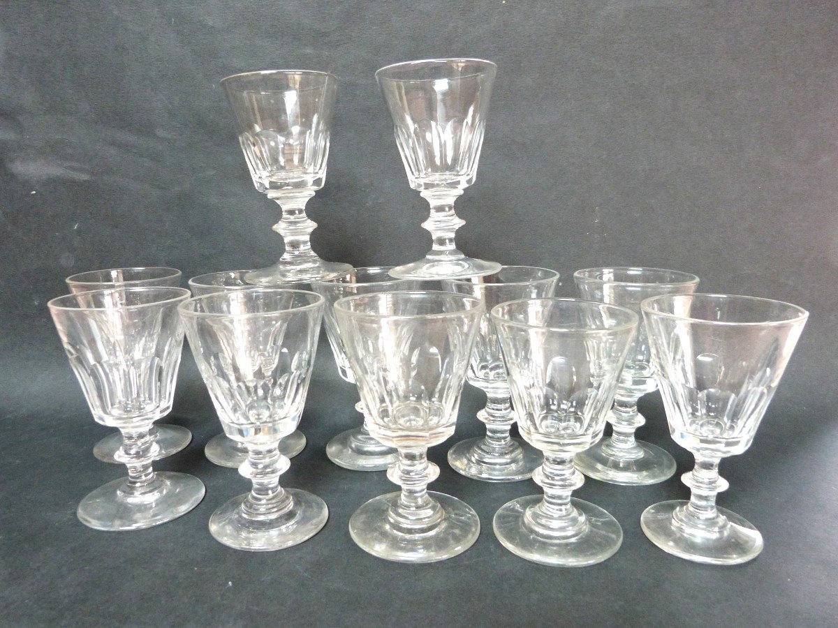 12 Saint Louis Crystal Port Glasses, Caton Model, 19th Century
