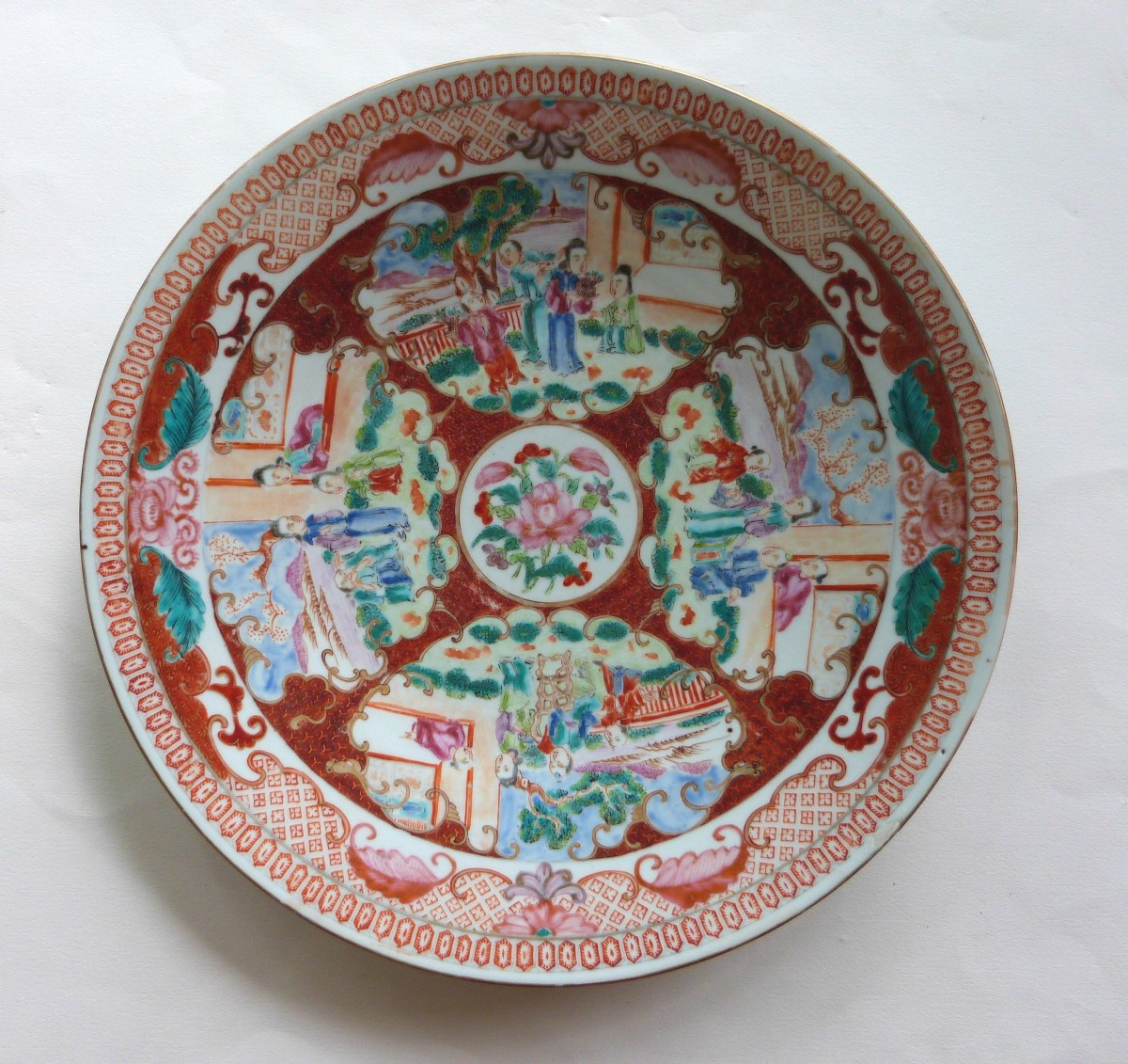 Grand Plat En Porcelaine De Chine Compagnie Des Indes Rouge De Fer XVIIIeme