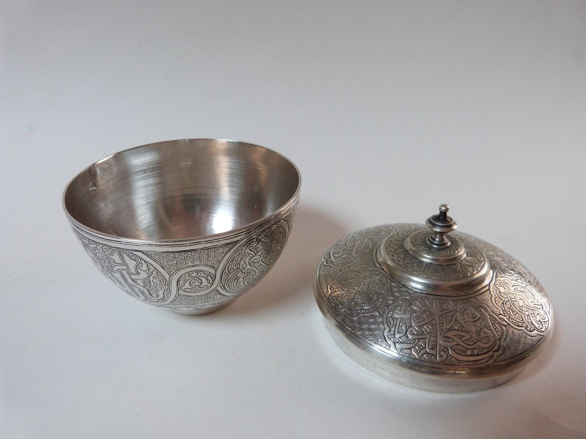 pot couvert en argent massif Egypte ou Syrie fin du XIXeme siècle décor gravé -photo-6