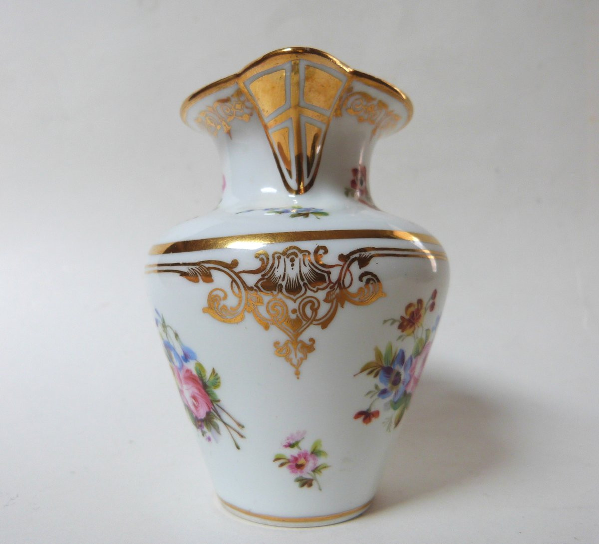 Sèvres 1851 Porcelain Milk Jug With Napoleon III Flower Decoration-photo-4