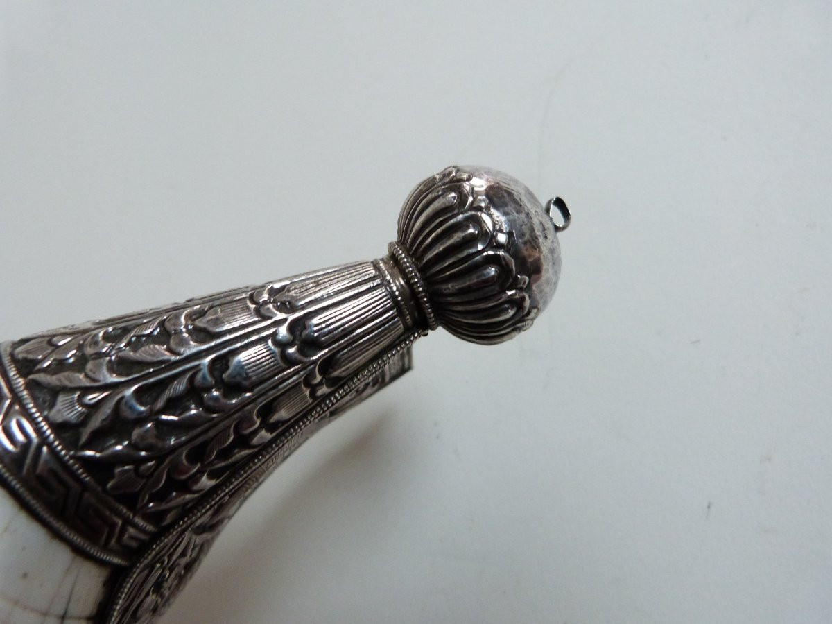 Shankha Tibetan Buddhist Conch Shell Silver Mount -photo-7