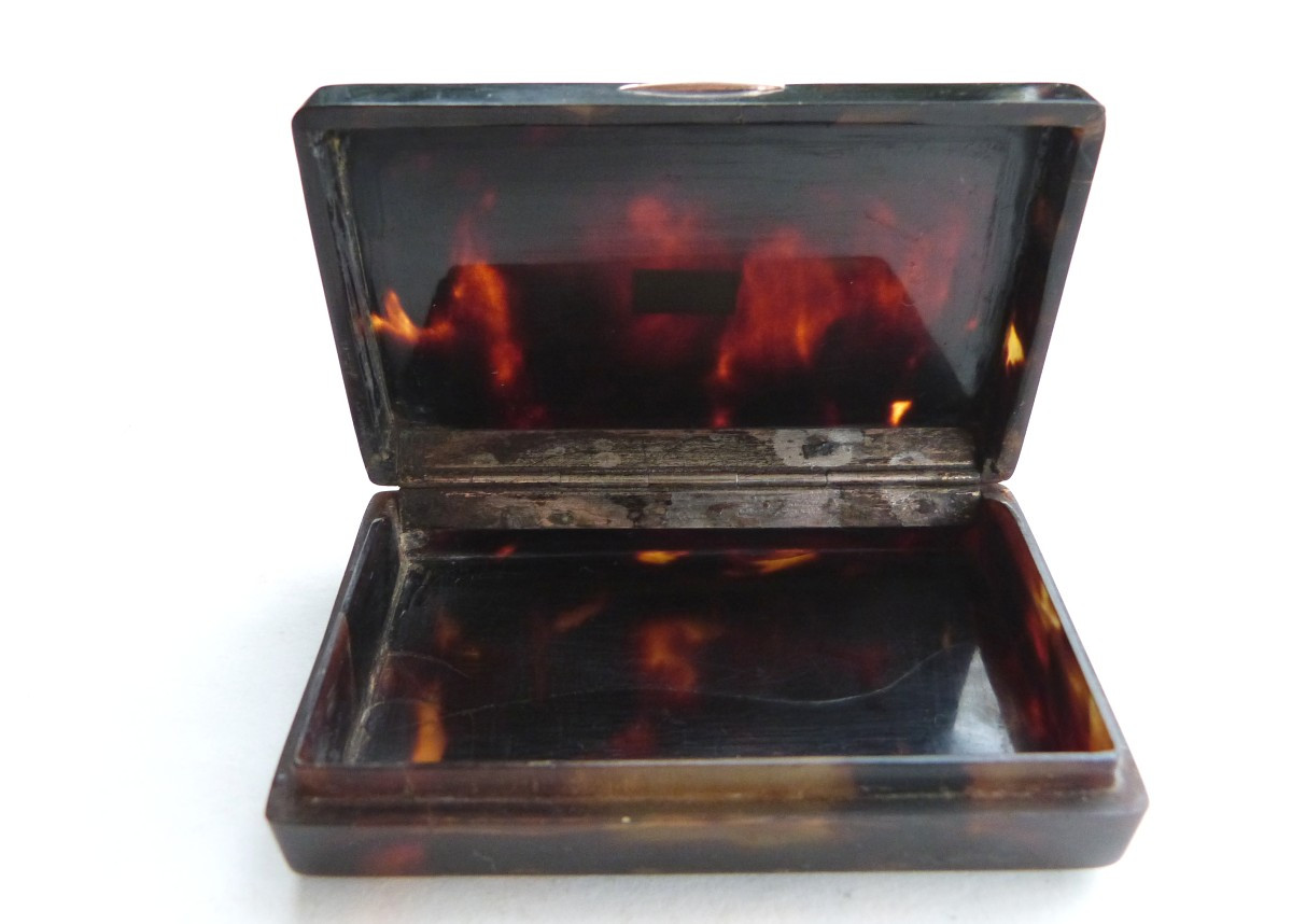 tabatière en écaille et or 14 k de la fin du XIXeme siècle -photo-4