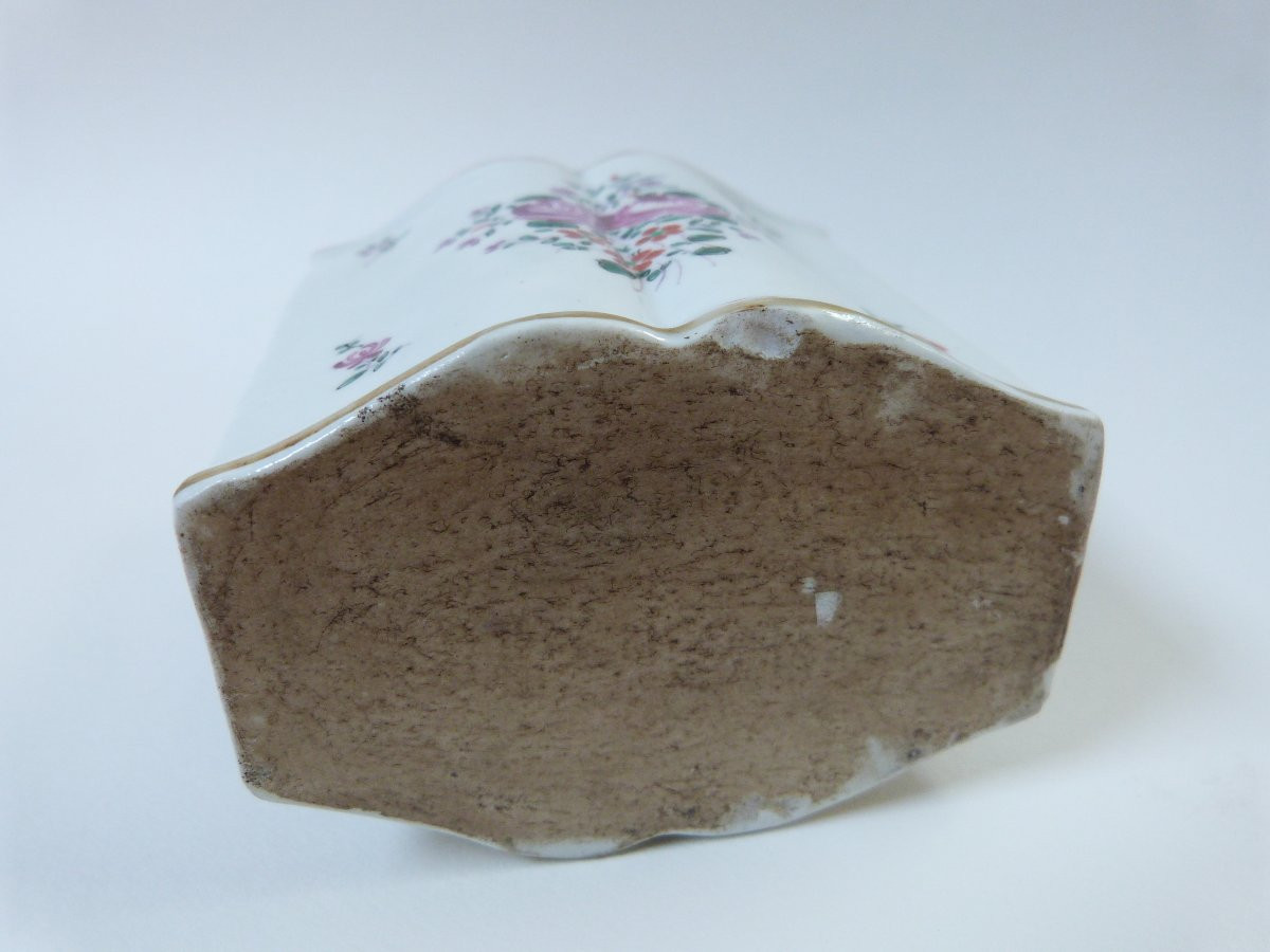 Boite à thé en porcelaine de Chine XVIIIeme blason armes compagnie des indes -photo-5