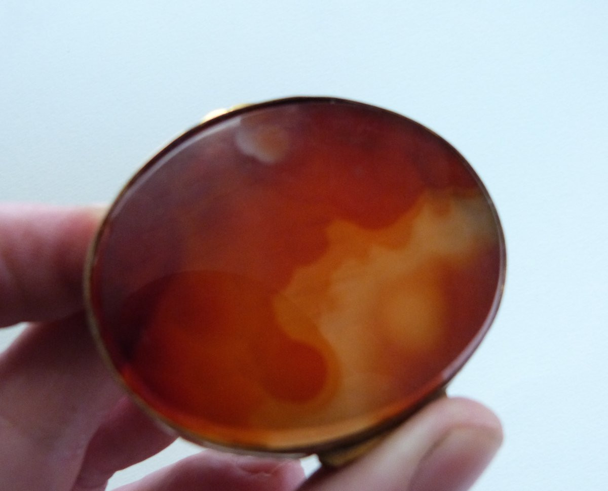 19th Century Agate And Pompon Snuffbox -photo-3