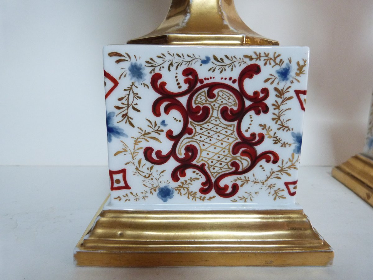 Paire de vases Médicis en porcelaine de Paris vers 1830 -photo-5