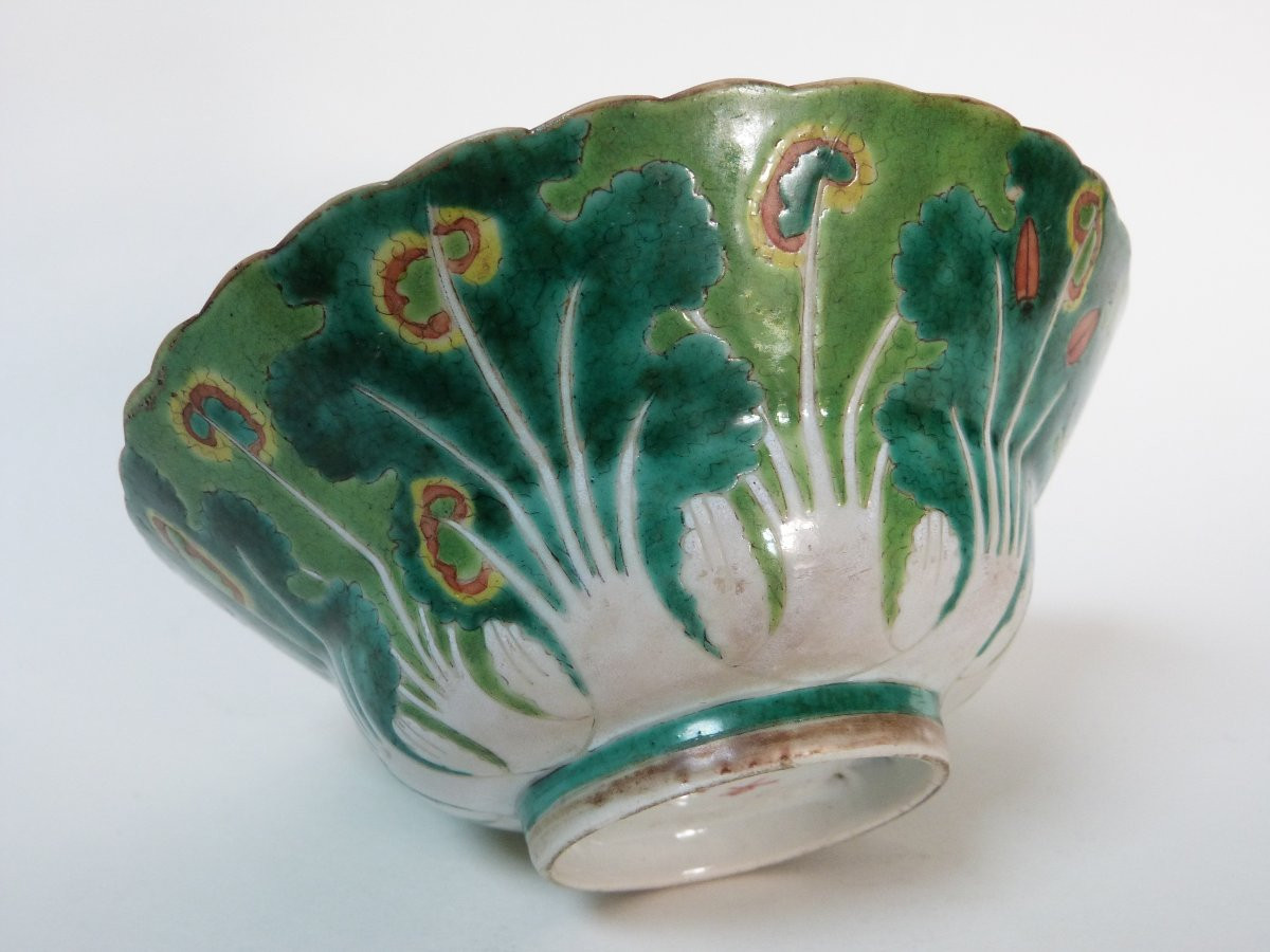 19th-century Chinese Porcelain Bowl In The Ming Style -photo-3