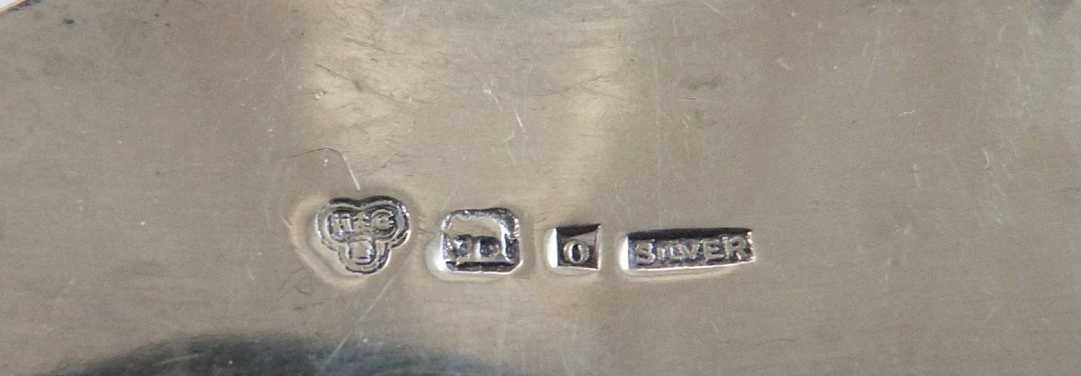 Etiquette en argent massif Cognac Inde Raj Britannique Hamilton & Co-photo-1