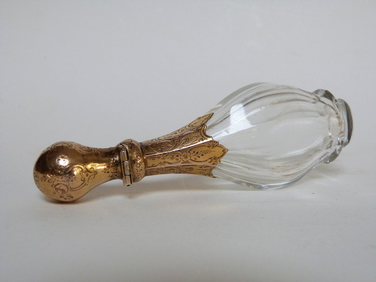 Flacon à sels en cristal et argent vermeil XIXeme-photo-1