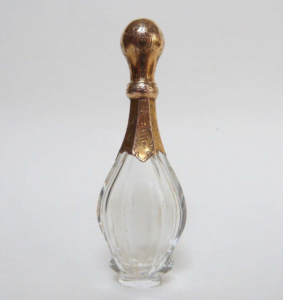 Flacon à sels en cristal et argent vermeil XIXeme