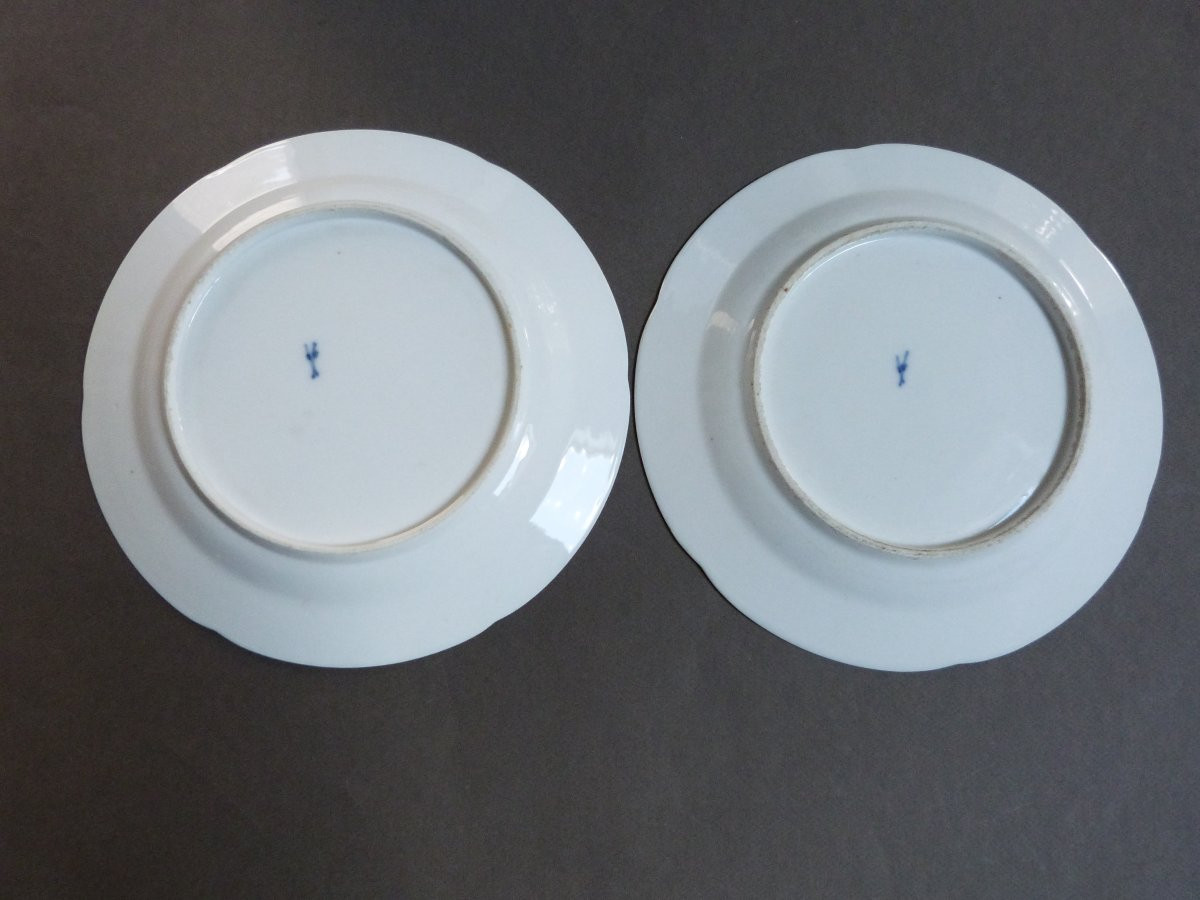 Locré Pair Of 18th Century Paris Porcelain Plates With Barbels-photo-4