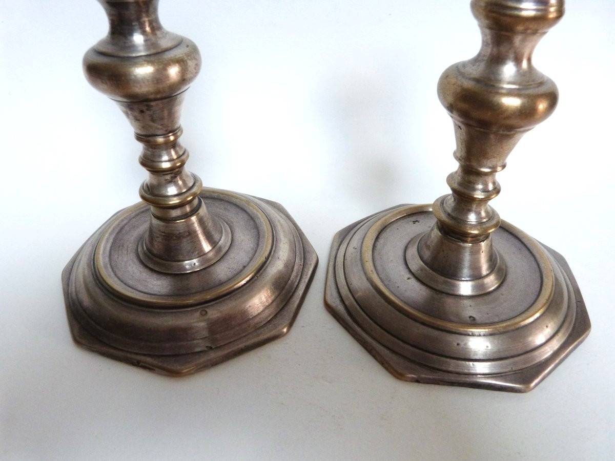 2 Bronze Candlesticks From The 17th Century-photo-3