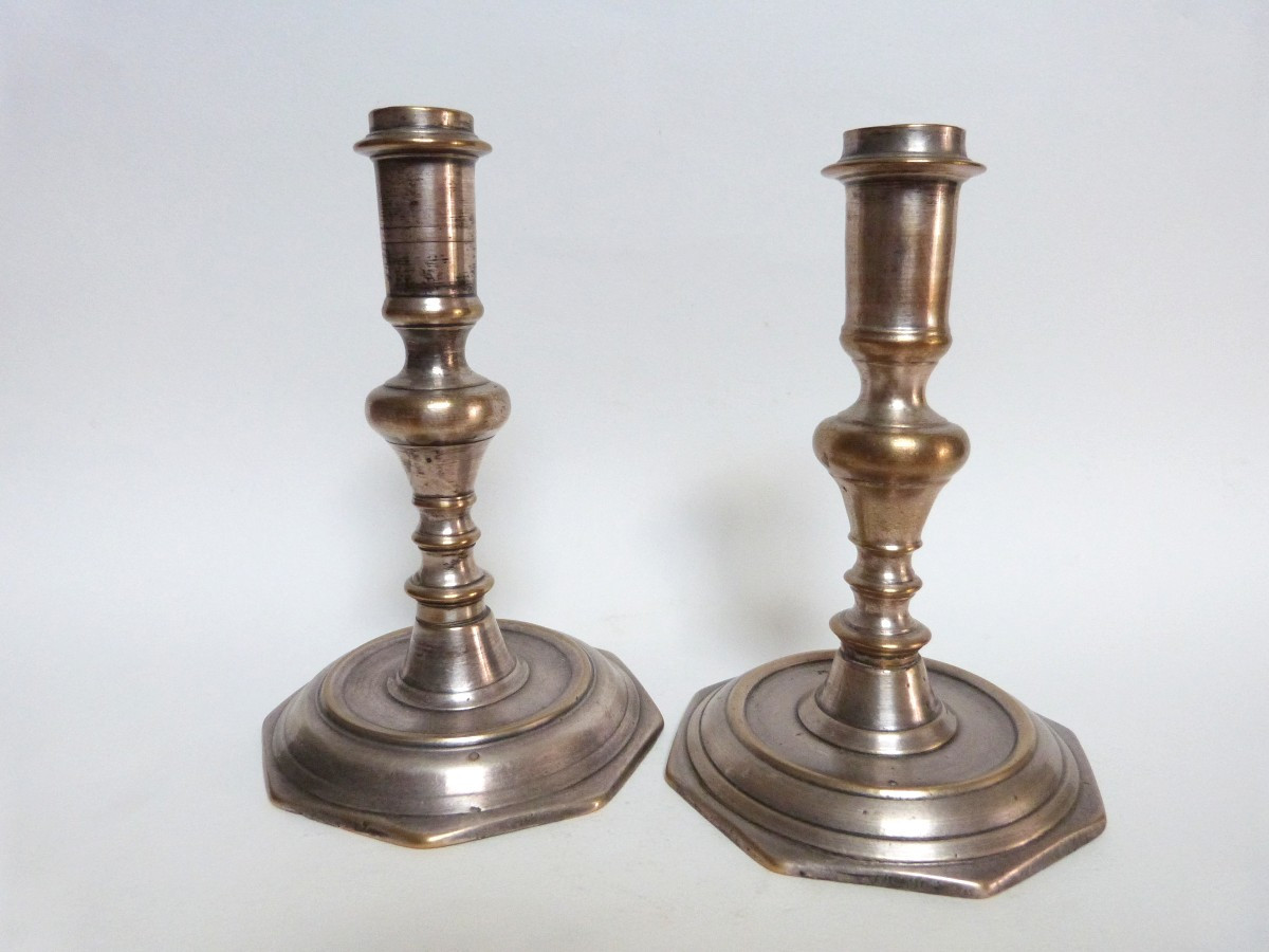 2 Bronze Candlesticks From The 17th Century