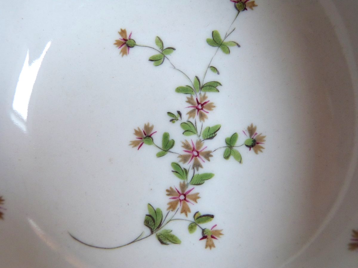 18th-century Porcelain Bowl From Paris, Signed "locré" -photo-1