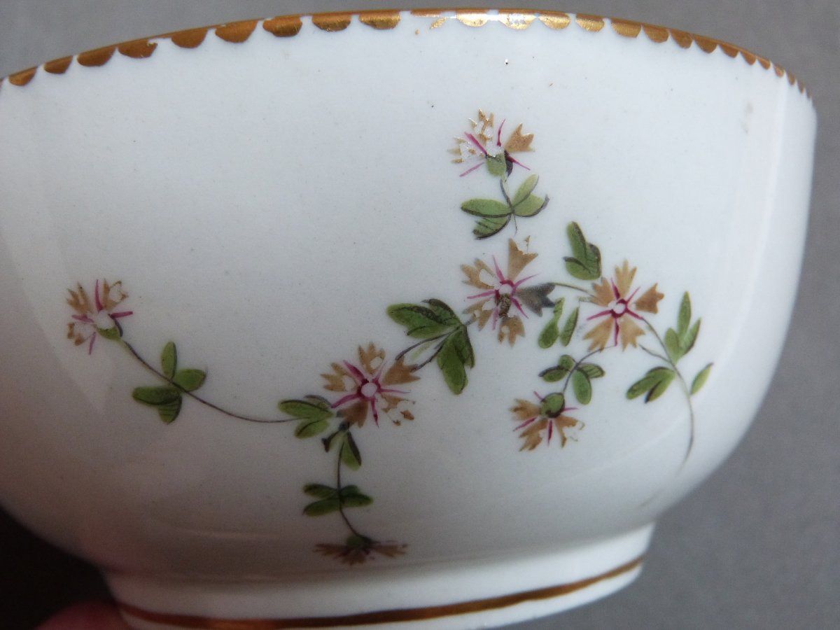18th-century Porcelain Bowl From Paris, Signed "locré" -photo-2