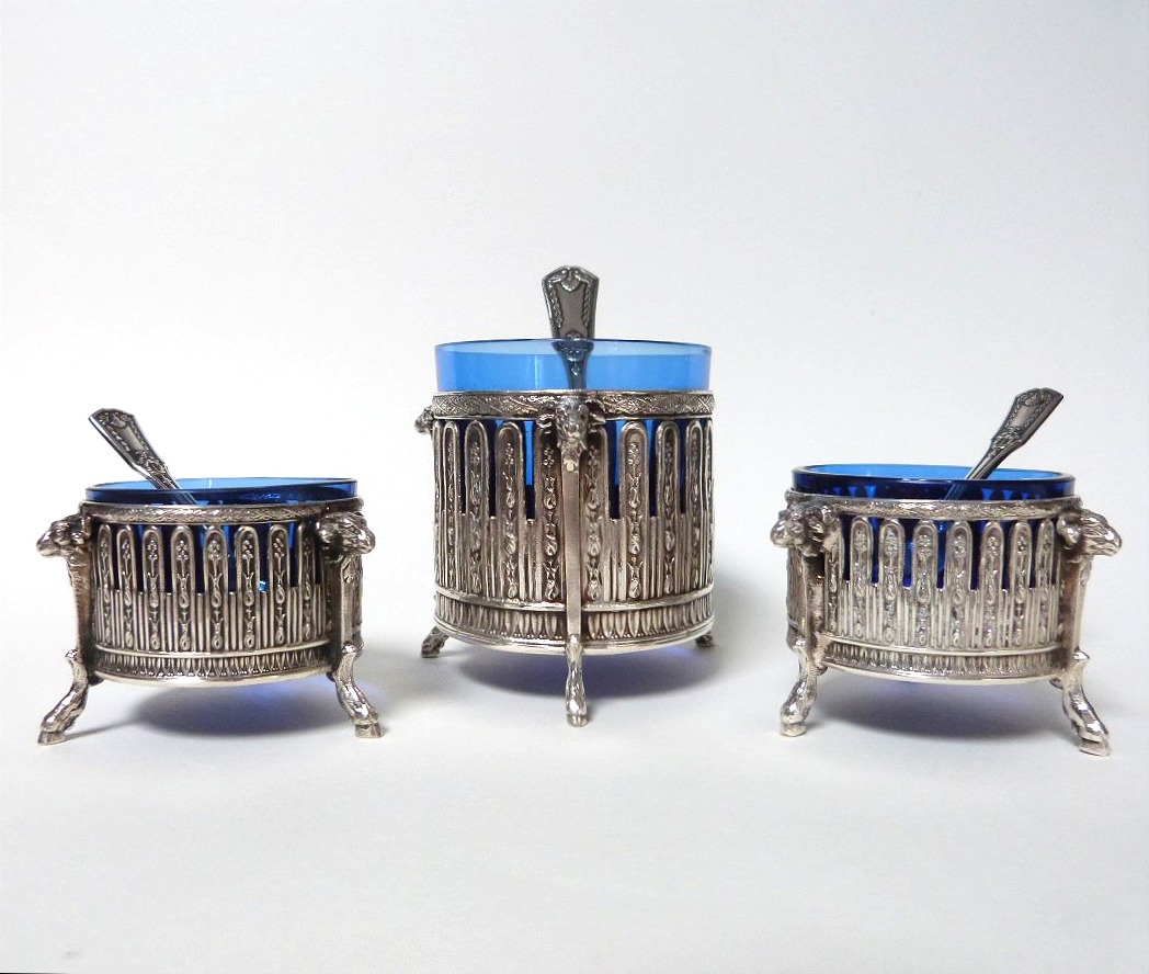 Louis XVI-style Silver-plated Metal Salt And Mustard Shakers -photo-2