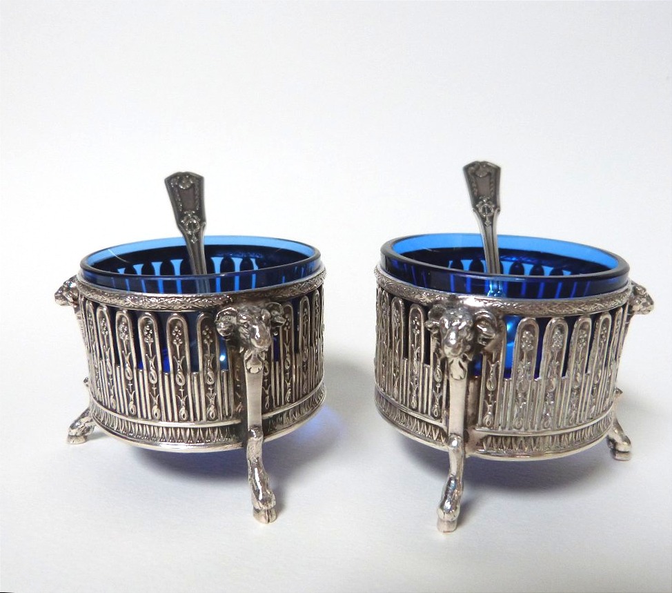 Louis XVI-style Silver-plated Metal Salt And Mustard Shakers -photo-3