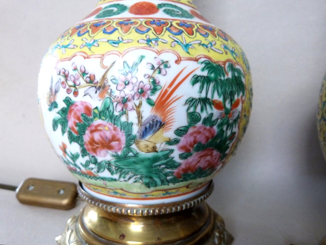 Canton, 19th-century Pair Of Vases Converted Into Lamps -photo-3