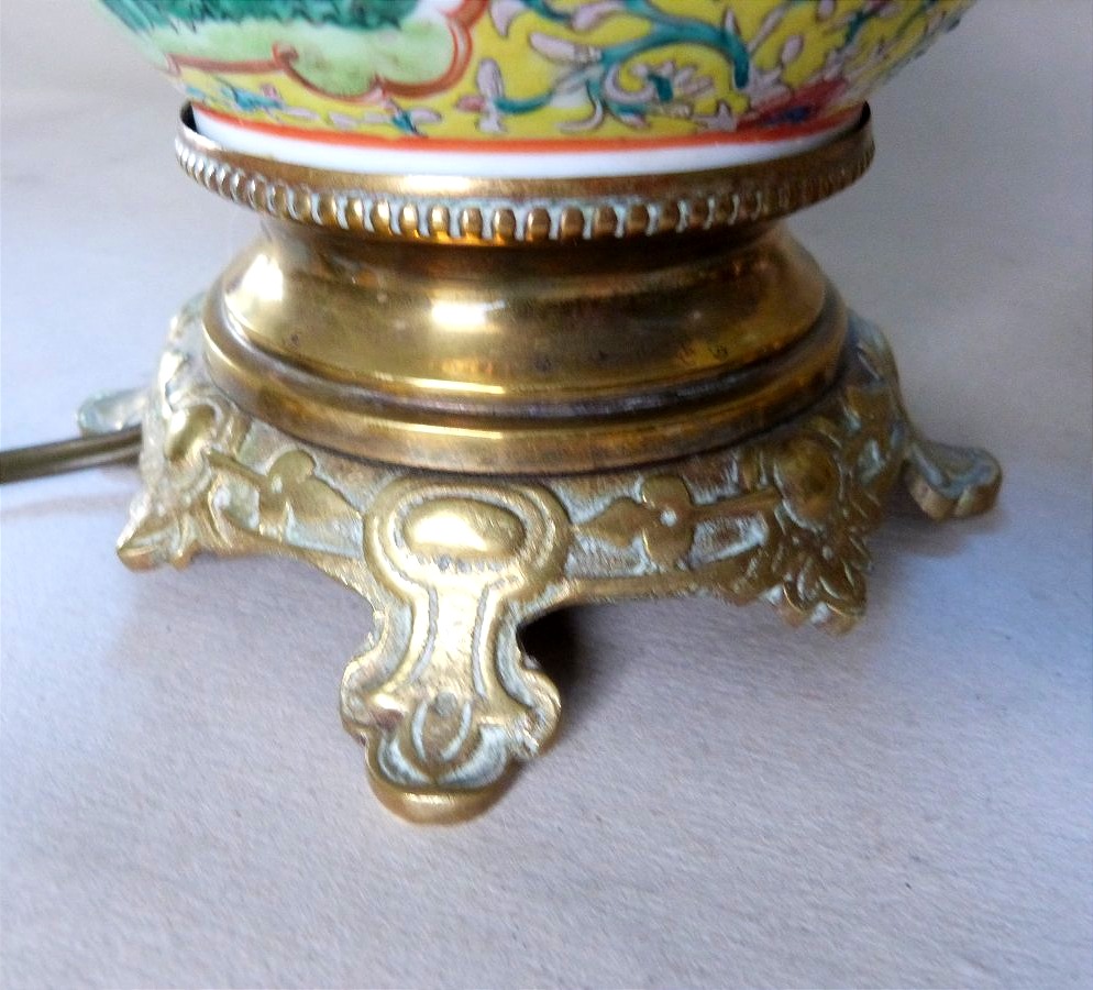 Canton, 19th-century Pair Of Vases Converted Into Lamps -photo-7