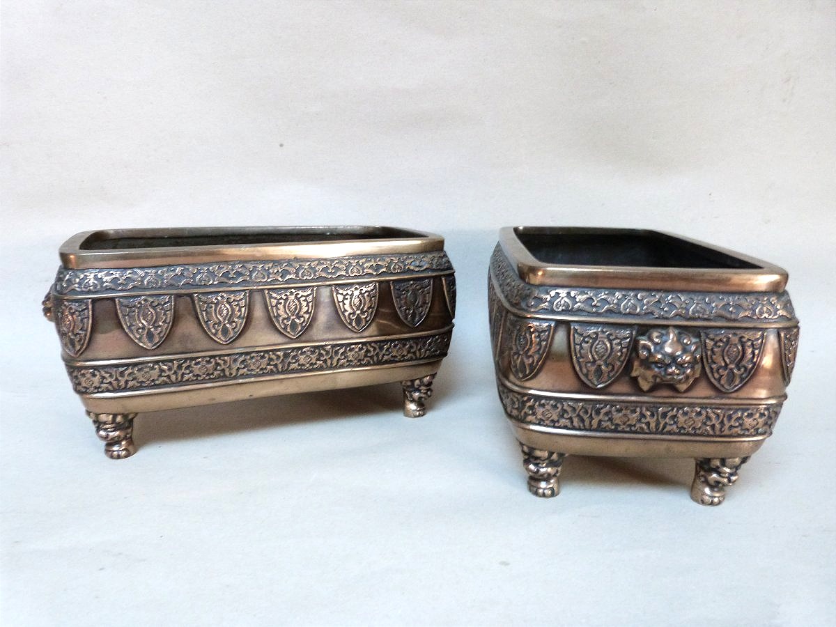 Pair Of Bronze Planters From Japan's Meiji Period, Marked "chinoise" 