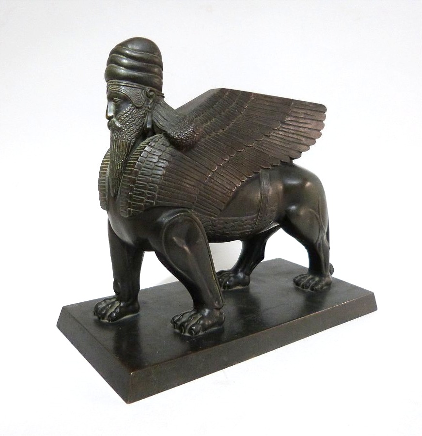 Lion gardien Assyrien sculpture en bronze d'après l'antique 
