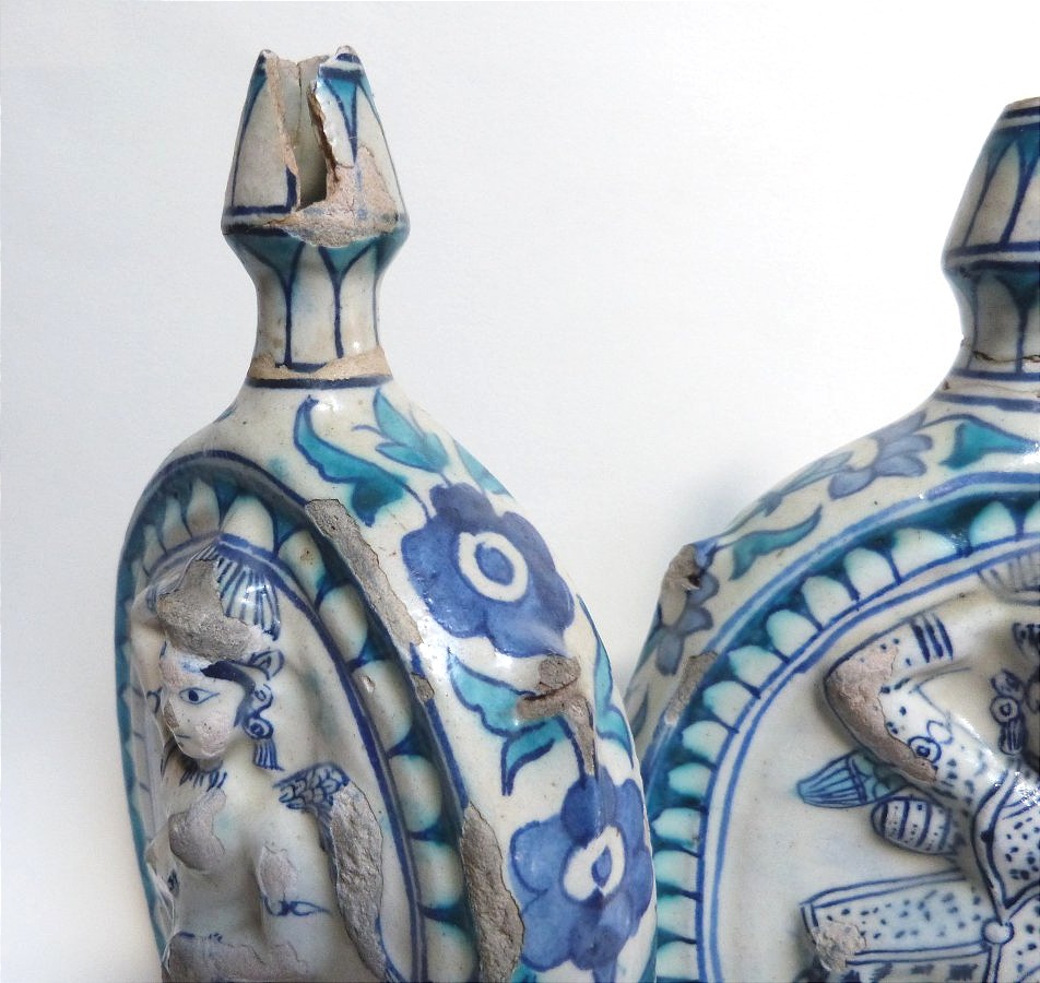 Pair Of Gourd-shaped Ceramic Vases From Jaipur, India, 19th Century -photo-3