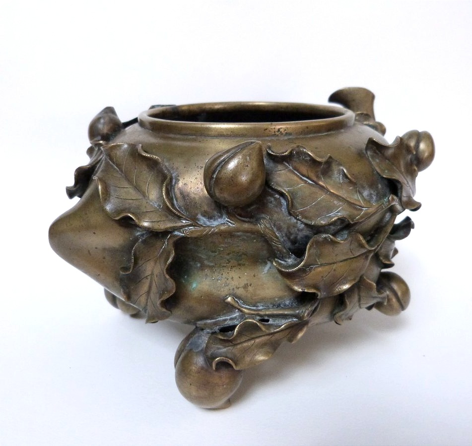 Large Peach-colored Bronze Incense Burner Symbolizing Longevity, China, Late 19th Century-photo-4