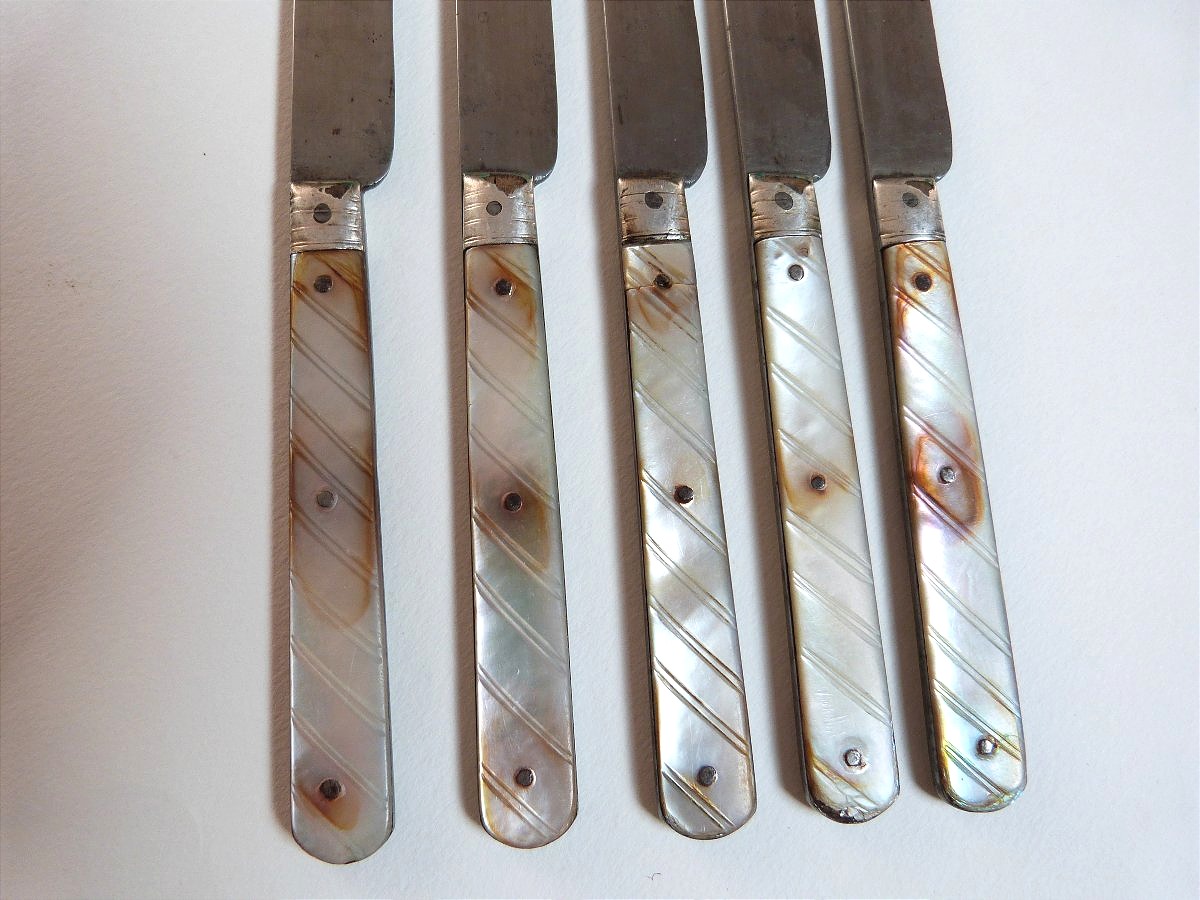 5 Mother-of-pearl, Silver, And Steel Knives From The 18th Century, Louis XVI Period-photo-5