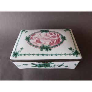 Earthenware Box With Seals Green And Pink Polychrome Decor 18th Century Bronze Mount