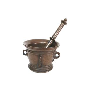 Mortar And Pestle In Bronze 17th Century Beautiful Old Patina 