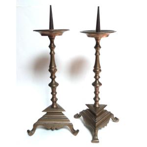 Pair Of Tripod Candlesticks XVIIth Louis XIV Period Beautiful Old Patina