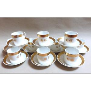Paris Porcelain Coffee Cups, Restoration Period, Mid-19th Century, White And Gold