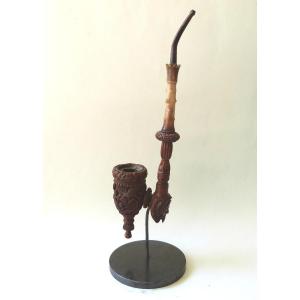 grande pipe en  noix de corozo sculptée XIXeme