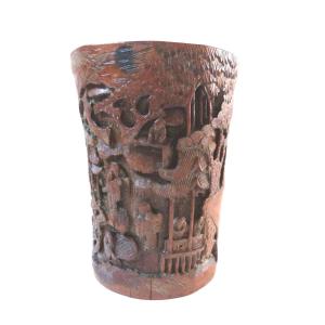 Bitong Carved Bamboo Brush Pot, China, 19th Century