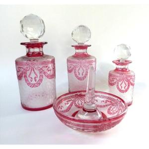 Saint Louis Bathroom Set: Crystal Bottles And Ring Holder With Lining
