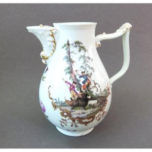 Meissen XVIIIeme verseuse à décor de chasse