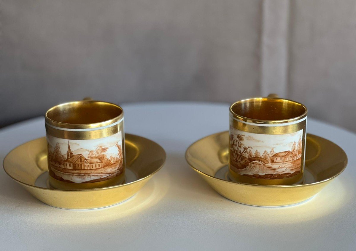 Paire De Tasses Et Sous Tasses En Porcelaine De Kpm XXème Siècle-photo-4