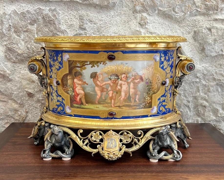 Sèvres Porcelain Planter Signed Wiese, Paris 1860