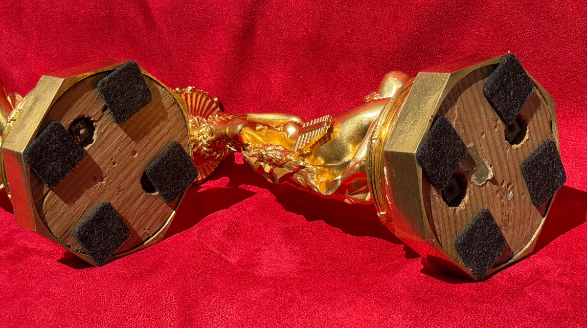 Paire de flambeaux en bronze ciselé et doré du XIXème siècle.-photo-7