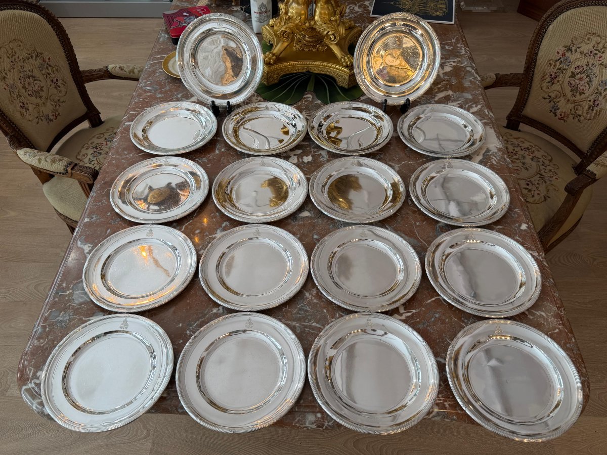 18 Solid Silver Plates – Maison Odiot And Léonard Vincelet -photo-3