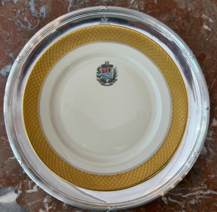 18 Solid Silver Plates – Maison Odiot And Léonard Vincelet -photo-3