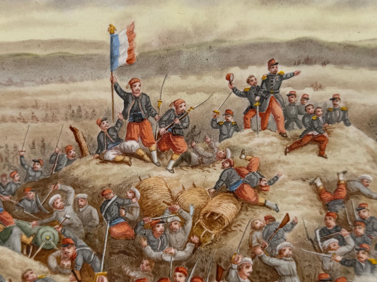 Plaque en porcelaine peinte – La prise de la Tour de Malakoff, siège de Sébastopol (1855)-photo-2