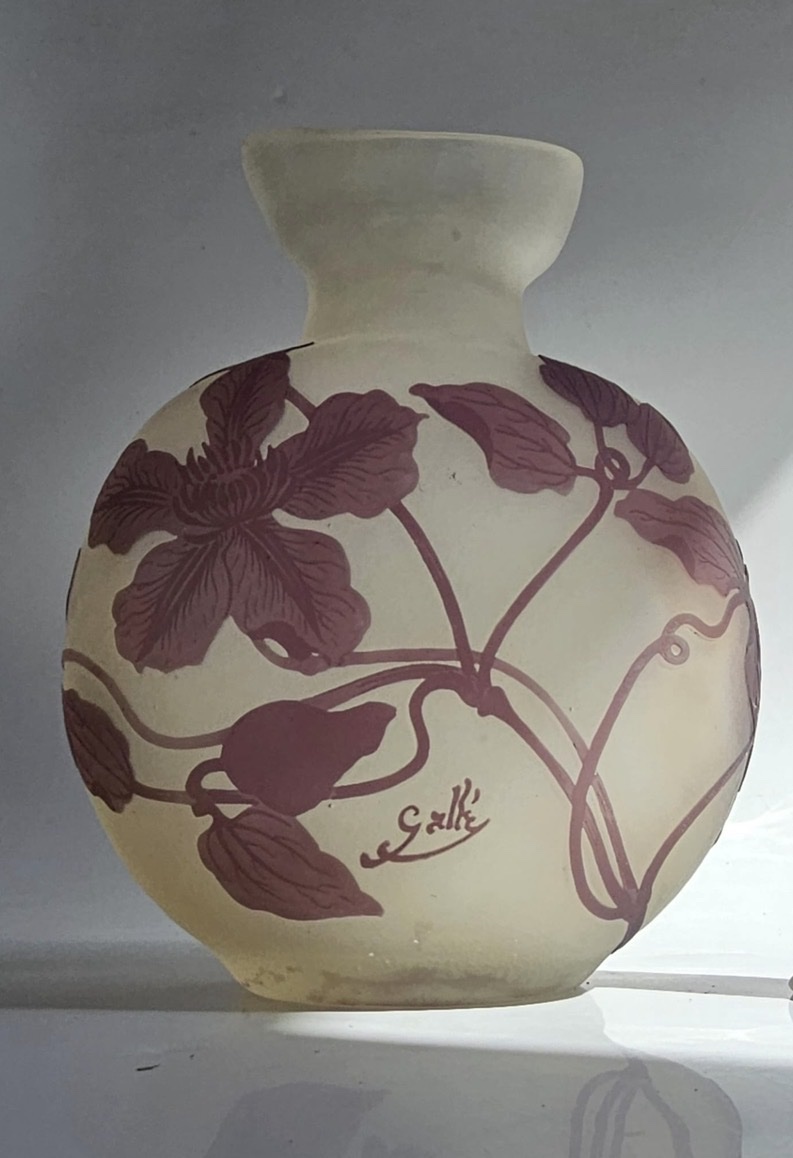 Vase Gourde Gallé à décor de Clématites -photo-3
