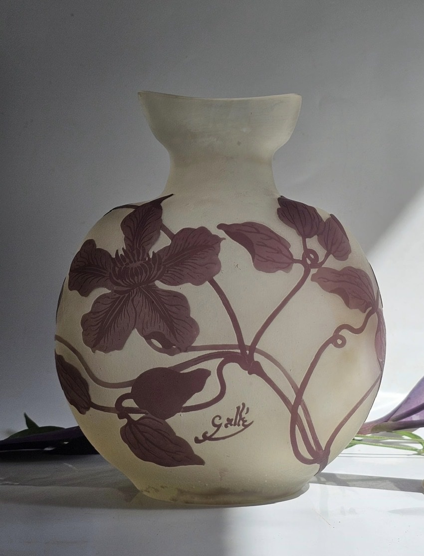 Vase Gourde Gallé à décor de Clématites 