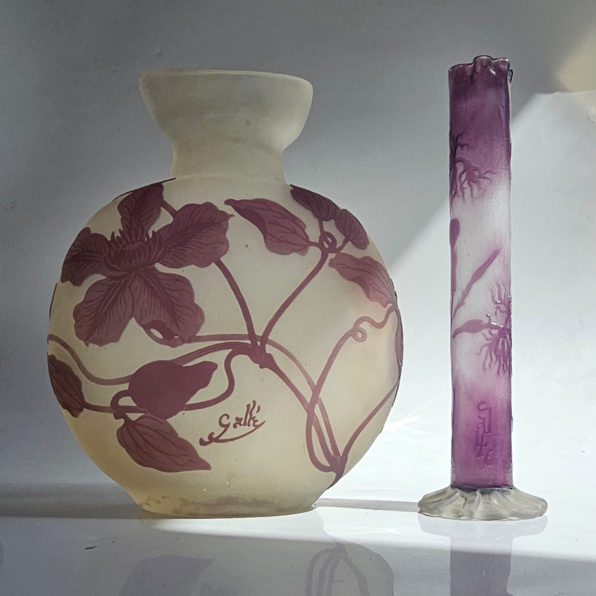 Émile Gallé Vase soliflore cylindrique à décor de chrysanthèmes-photo-5